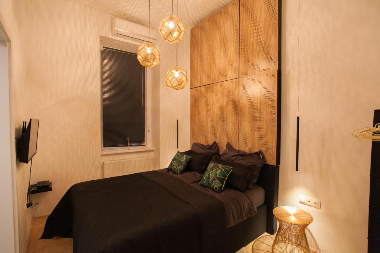 Real Delux Apartment Next To Gozsdu & Synagogue ブダペスト エクステリア 写真