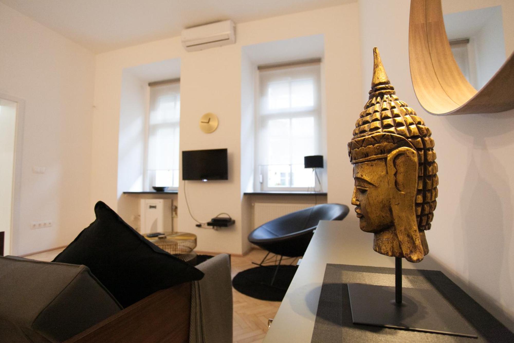 Real Delux Apartment Next To Gozsdu & Synagogue ブダペスト エクステリア 写真